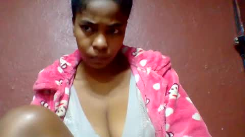 rovaelyah online show from May 23, 2:40 am