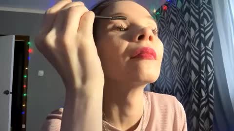 Jess online show from March 4, 10:01 am