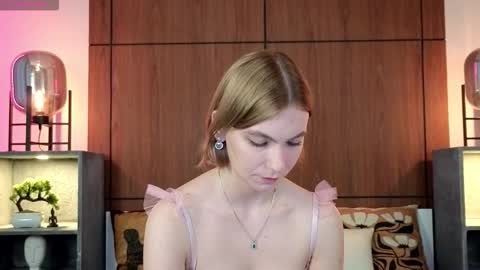 Roxana online show from October 23, 9:44 am