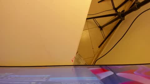 Roxane online show from February 8, 9:02 am