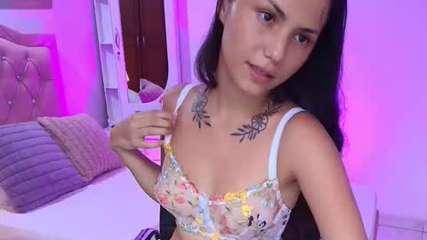 Roxanne online show from March 7, 8:20 pm