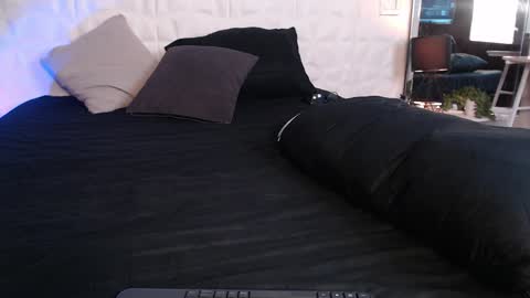 Roxxan online show from January 23, 9:29 am