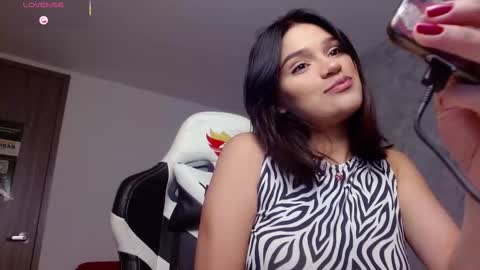 roxxi_2110 online show from February 10, 9:12 am