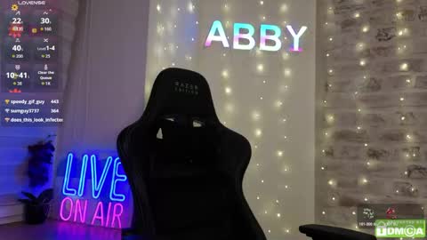 Roxieex ABBY online show from April 4, 8:05 pm