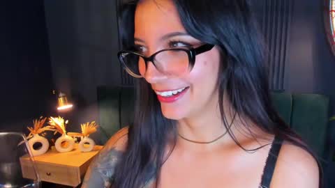 Roxy hell online show from March 7, 10:10 pm