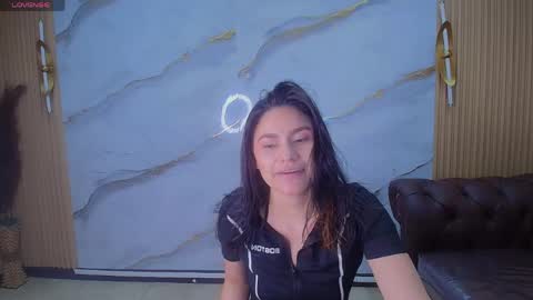 Roxy online show from June 2, 12:40 pm
