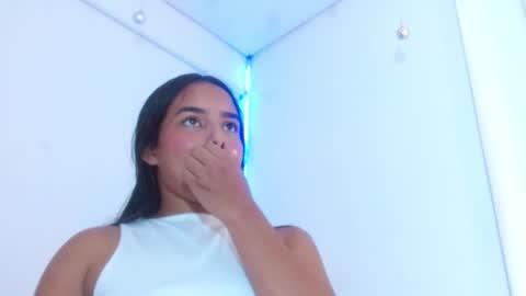 roxy_stone1 online show from October 30, 8:42 pm