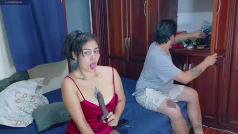 RoxyAron online show from May 25, 11:11 pm