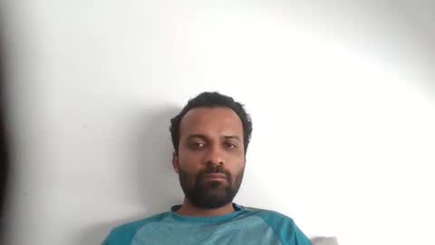 roy018 online show from March 27, 5:57 am