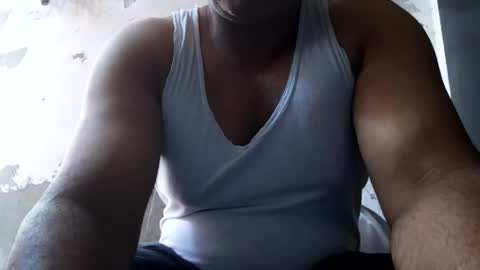 Hunting people online show from April 4, 8:10 am