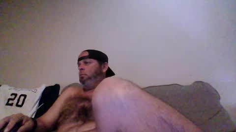 rubbingoneout714 online show from March 19, 2:06 am