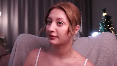 Mila online show from December 22, 5:09 pm