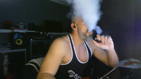 Chico que rico Caliente online show from February 22, 12:38 am