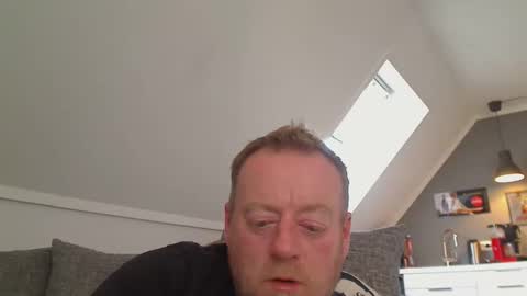 Snapshot of runepetter chatting on October 16, 9:42 am bignorwegian online show from October 16, 9:42 am