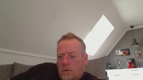 Snapshot of runepetter chatting on September 24, 10:11 am bignorwegian online show from September 24, 10:11 am