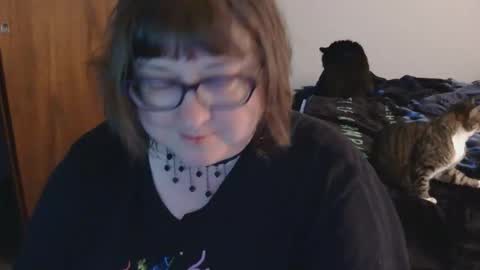 runny_eggs online show from May 30, 12:14 pm