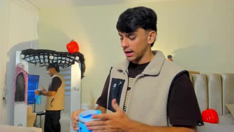 Russ online show from October 6, 11:17 am