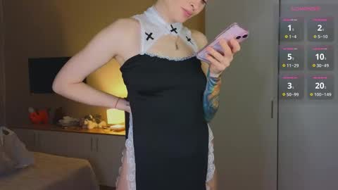 Mary online show from March 4, 6:18 pm