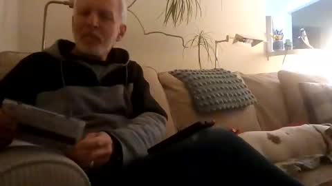 Snapshot of rustyx22 chatting on February 6, 2:55 am Rusty online show from February 6, 2:55 am