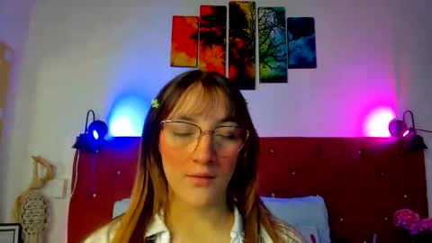 Ruth online show from November 20, 1:32 pm