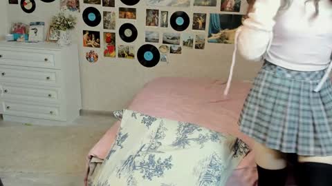 MY FANSLY  online show from December 10, 9:23 am