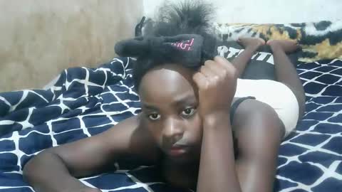 ruu_prettygal online show from February 19, 9:41 am