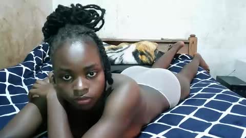 ruu_prettygal online show from March 31, 8:26 am