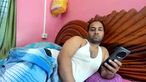 rwb17 online show from February 2, 9:49 am