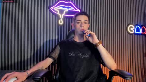 Snapshot of ryan_sailor chatting on October 9, 10:48 pm RYAN online show from October 9, 10:48 pm