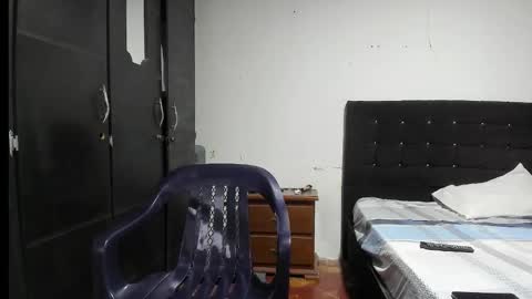 ryan_xc1 online show from November 9, 3:54 am