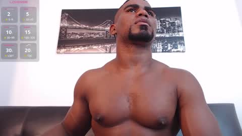 Instagram  Ryandwrn online show from January 6, 6:01 pm