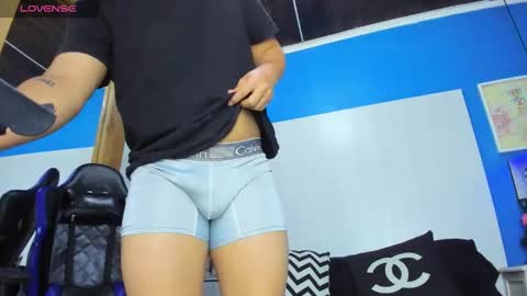 --- Ryan --- online show from November 29, 6:54 am