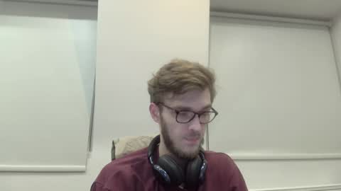 Snapshot of ryanogorman5858 chatting on March 1, 4:37 am anonomousstoneruk online show from March 1, 4:37 am