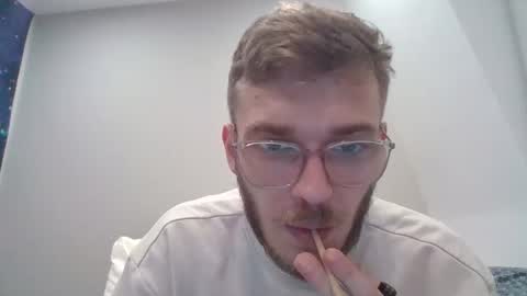 Snapshot of ryanogorman5858 chatting on October 28, 6:20 pm anonomousstoneruk online show from October 28, 6:20 pm