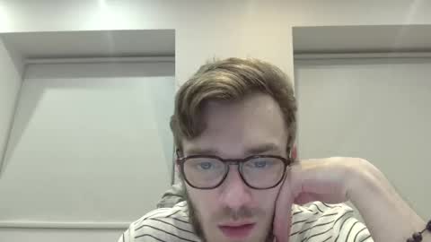 Snapshot of ryanogorman5858 chatting on February 16, 7:16 pm anonomousstoneruk online show from February 16, 7:16 pm