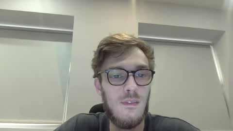 Snapshot of ryanogorman5858 chatting on February 26, 5:21 pm anonomousstoneruk online show from February 26, 5:21 pm