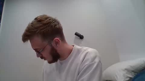 Snapshot of ryanogorman5858 chatting on October 26, 11:26 pm anonomousstoneruk online show from October 26, 11:26 pm