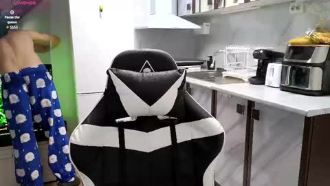 ryanstorm1 online show from November 25, 3:00 pm