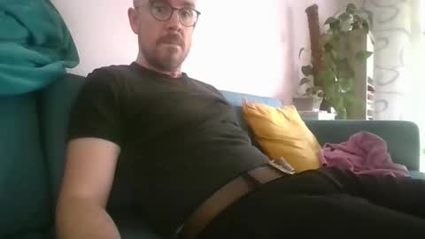 Snapshot of s_i_q chatting on October 17, 12:53 pm s_i_q online show from October 17, 12:53 pm