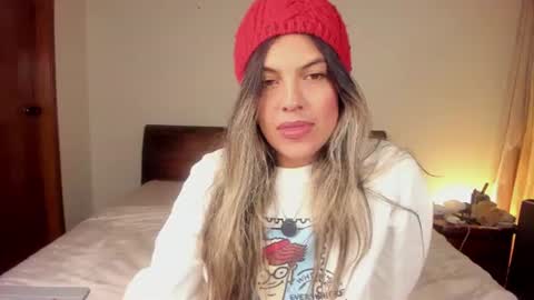 Leslie Beltrn online show from August 1, 5:20 am