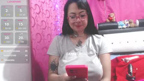 saalomee 1 online show from September 14, 12:13 am