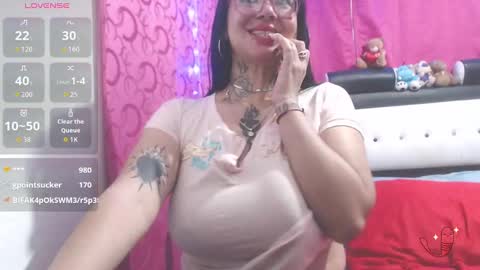 saalomee 1 online show from September 13, 12:02 am