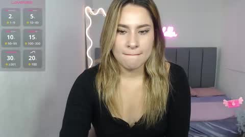 saaya_tay online show from March 12, 3:02 am