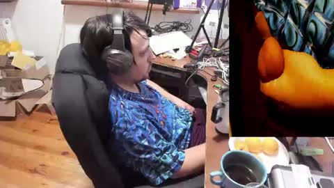 1141323  my Lord Mister Max   moms treasure online show from July 28, 8:52 pm