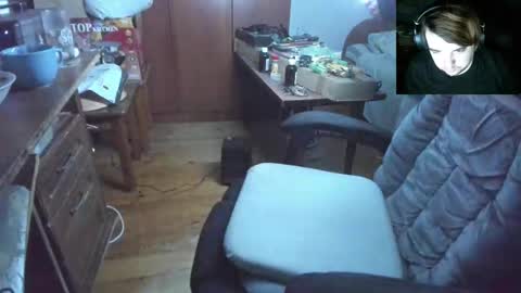 1141323  my Lord Mister Max   moms treasure online show from January 6, 5:28 pm