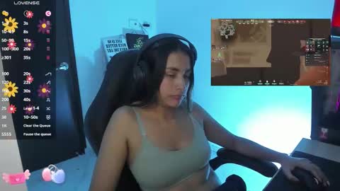 Angie  online show from October 21, 10:57 pm