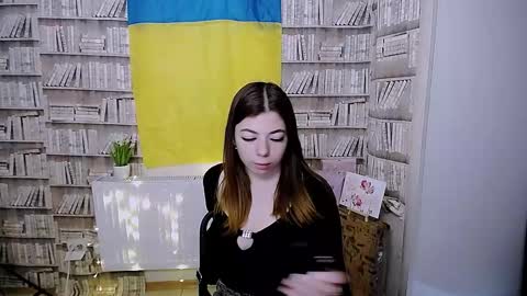 Snapshot of sabrina_sweetkiss_ chatting on September 30, 8:14 am Sabrina online show from September 30, 8:14 am
