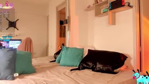 Sabrina  online show from November 25, 1:04 am