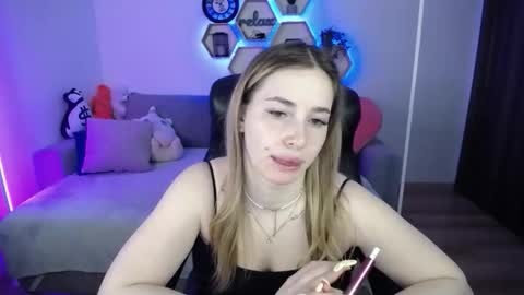 Sabrina Violet online show from March 23, 9:14 am