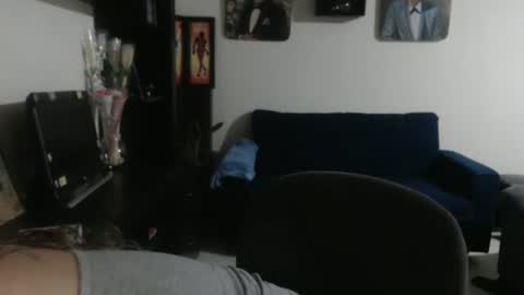 sacrletardiente online show from March 6, 11:20 pm